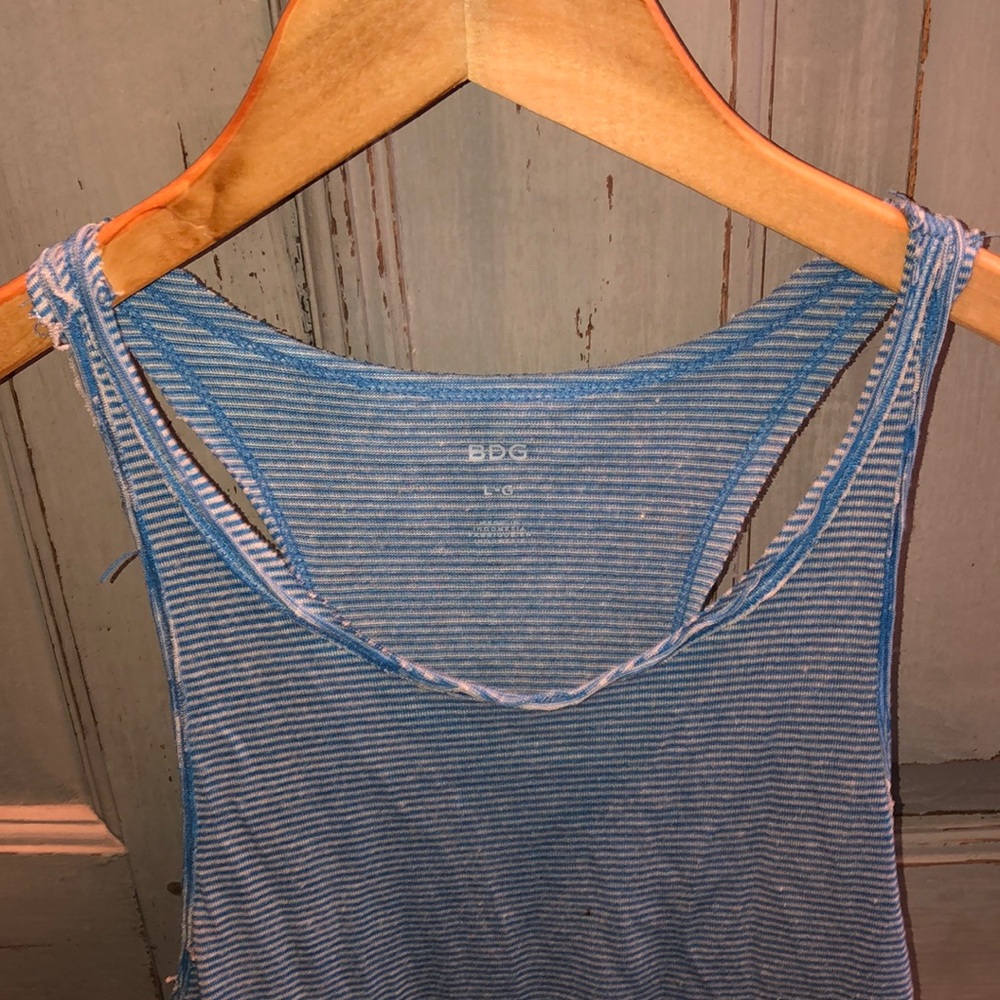 UO TANK - Picture 4 of 4